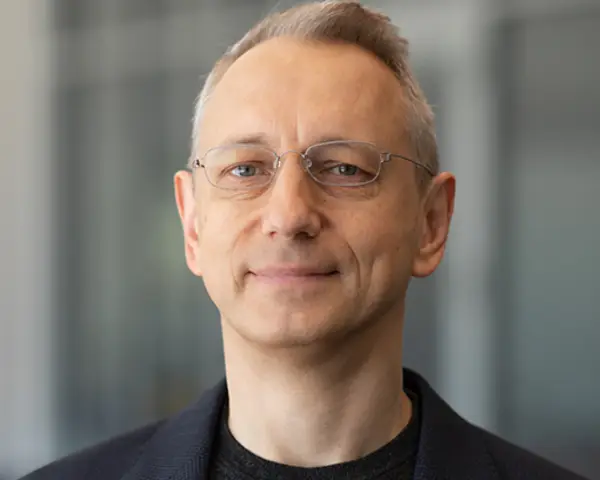Dr Georgiy Bobashev