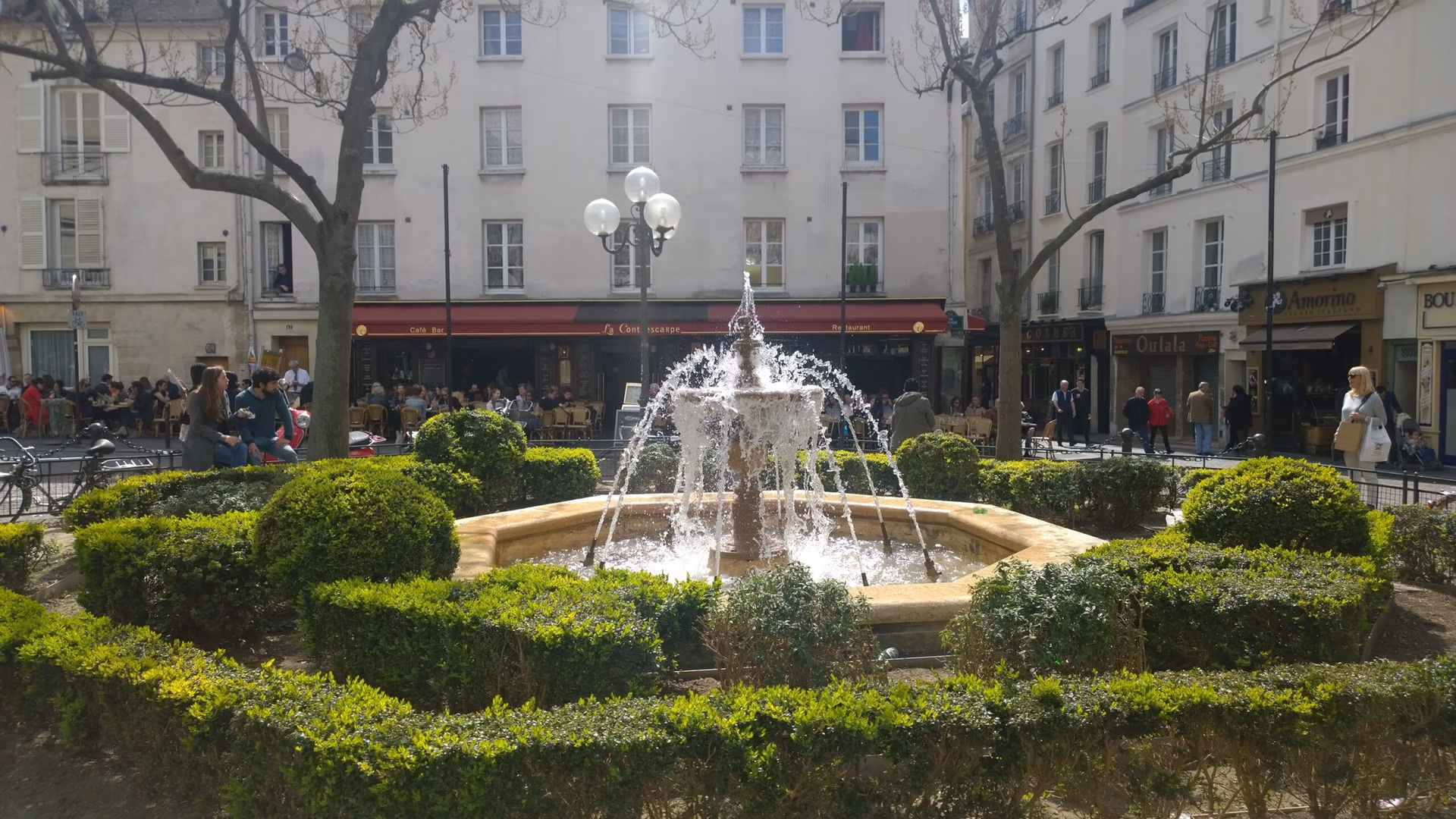 Place de la Contrescarpe en París